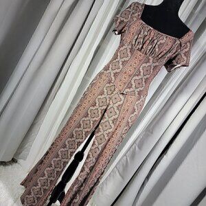 SKY Plus 2pc Pants Suit Size M Fits Like An 8-10